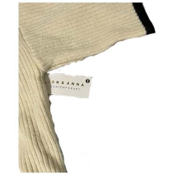 Jon & Anna Contemporary Size S/M womens Sweater - Picture 7 of 10